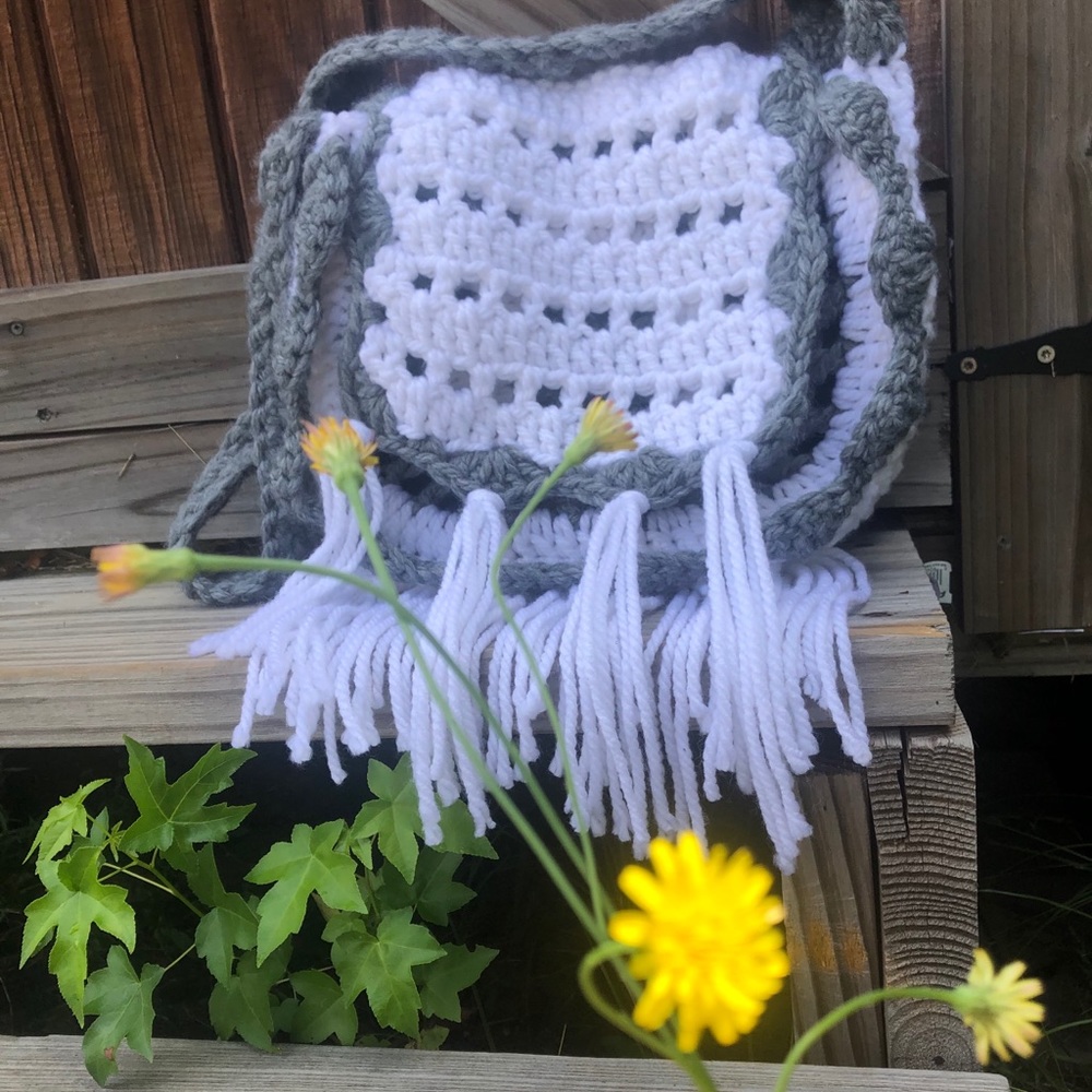 Crochet lined boho bag !